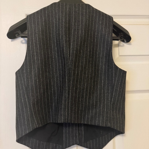 Banana Republic Pinstripe Wool vest size 6 - Picture 5 of 7